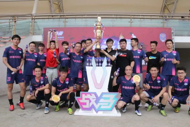 羽毛球日本公开赛-石宇奇2-1成男单独苗 国羽多人晋级8强